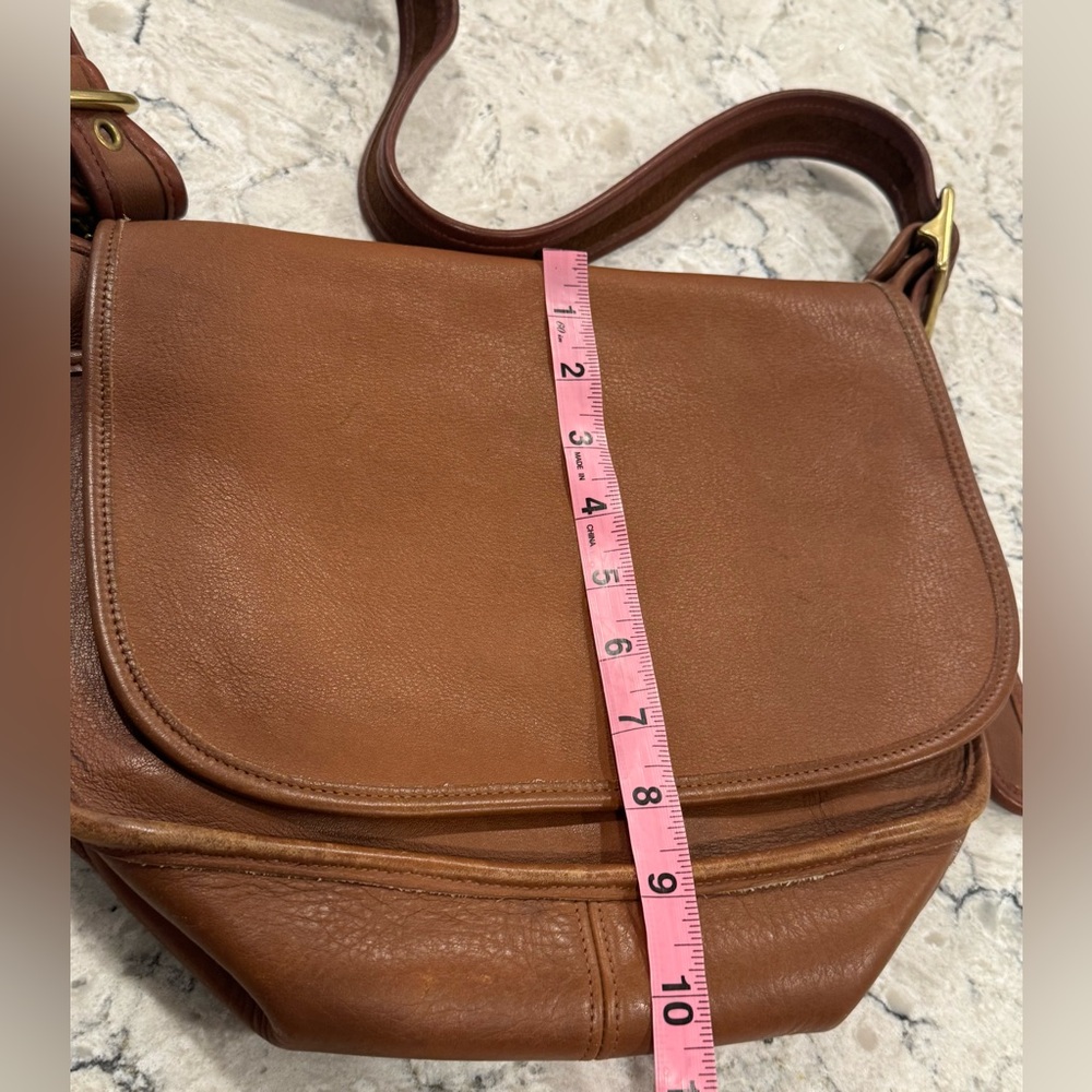 Vintage Coach 9951 Patricia Legacy British Tan Leather Messenger Shoulder Bag - Picture 5 of 15